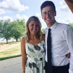 Meet your Posher, Olivia